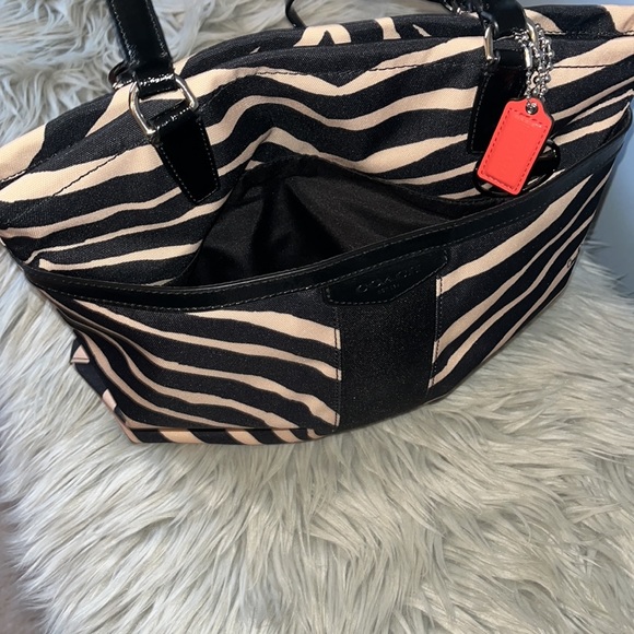 Coach Purse - Picture 7 of 10